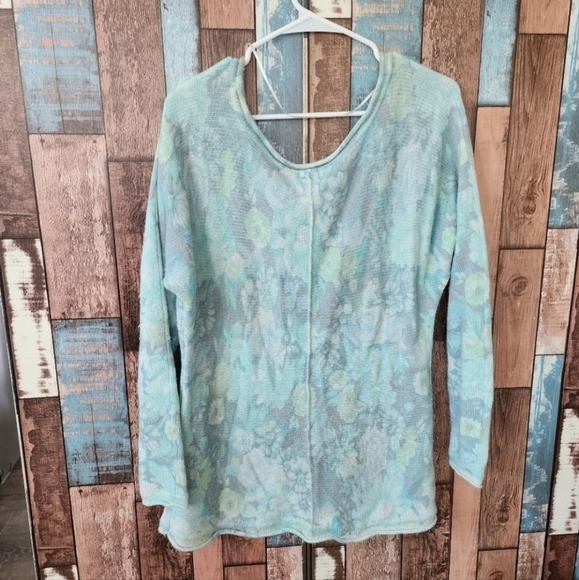 Free People Flower Bomb Sweater. - Picture 3 of 5